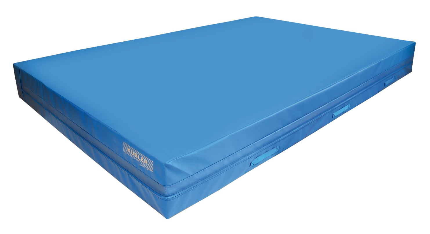 Foam core for soft floor mats