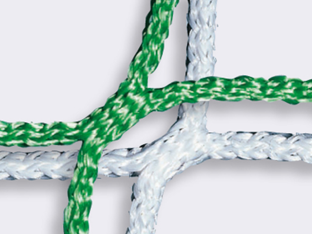 Shortened handball goal net