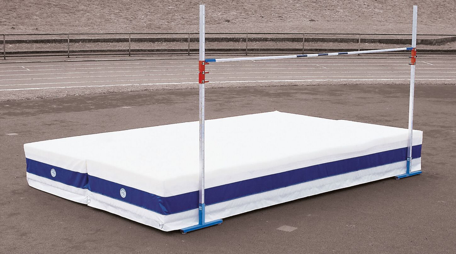 Foldable high jump system