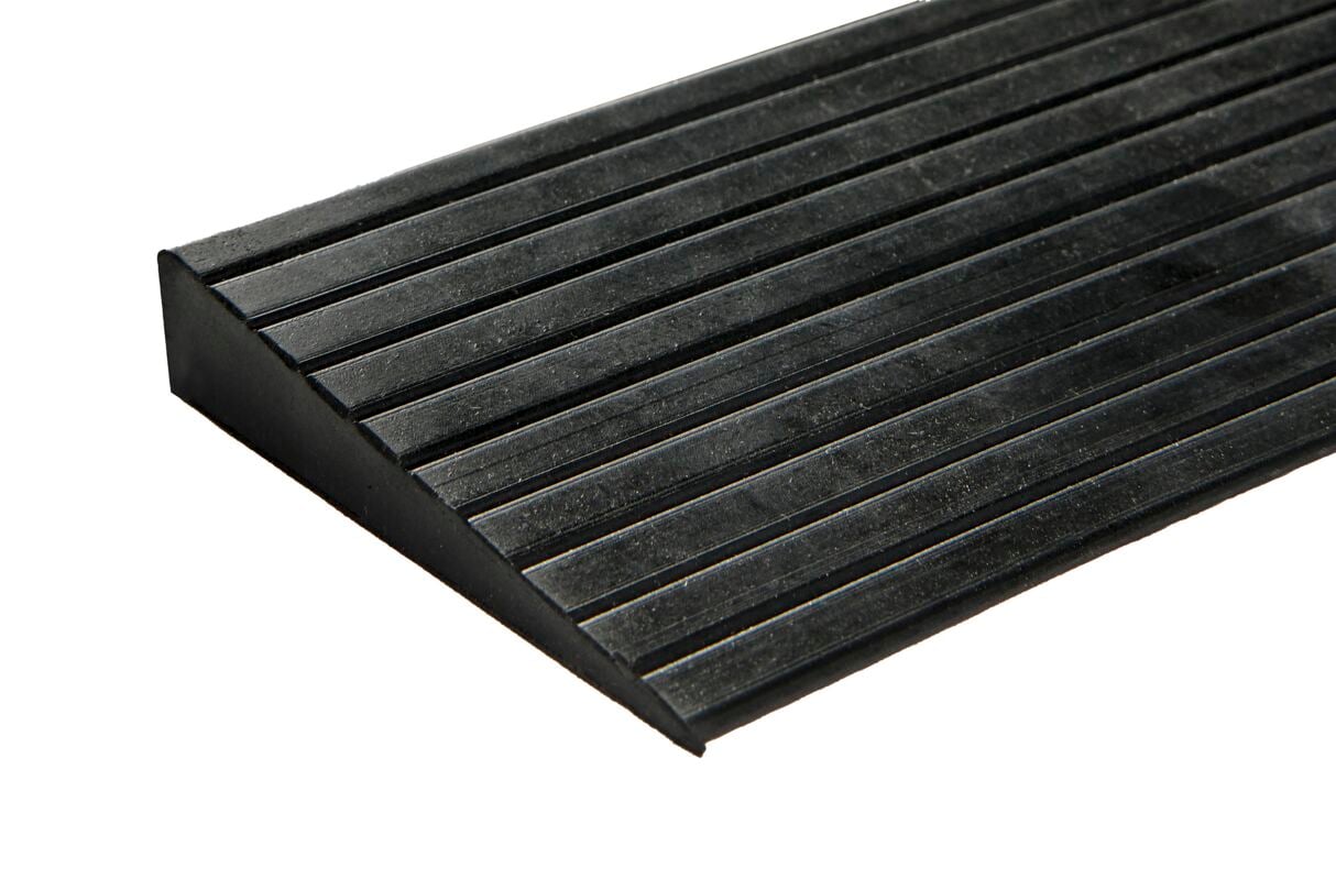 Granuflex® Fitness Sports Floor Ramp Profile 20 mm, vulcanized