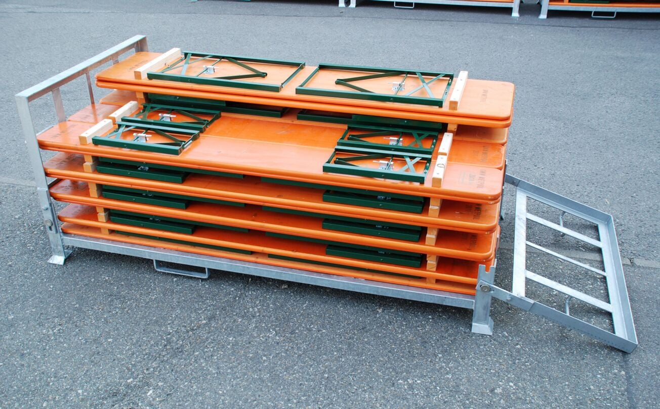 Transport box for 20 beer tent sets