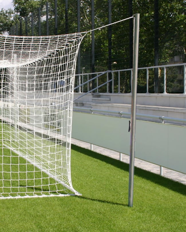Free net suspension for stadium goals 7.32 x 2.44 m.