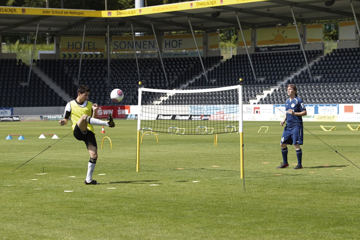 LISKI® Football Tennis Net Adjustable Height