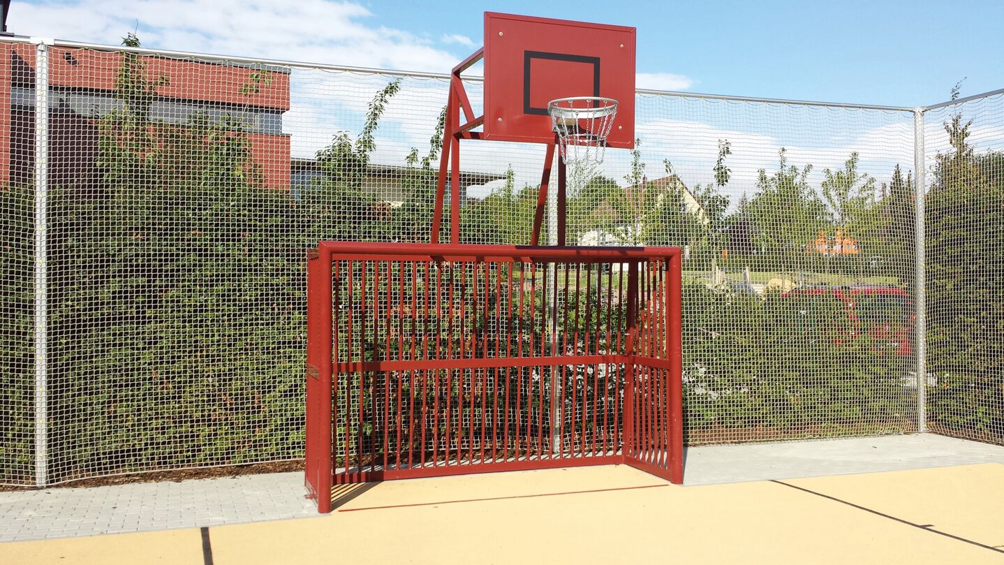 Pulverbeschichtung für Bolzpatztor BASIC, in RAL Tönen