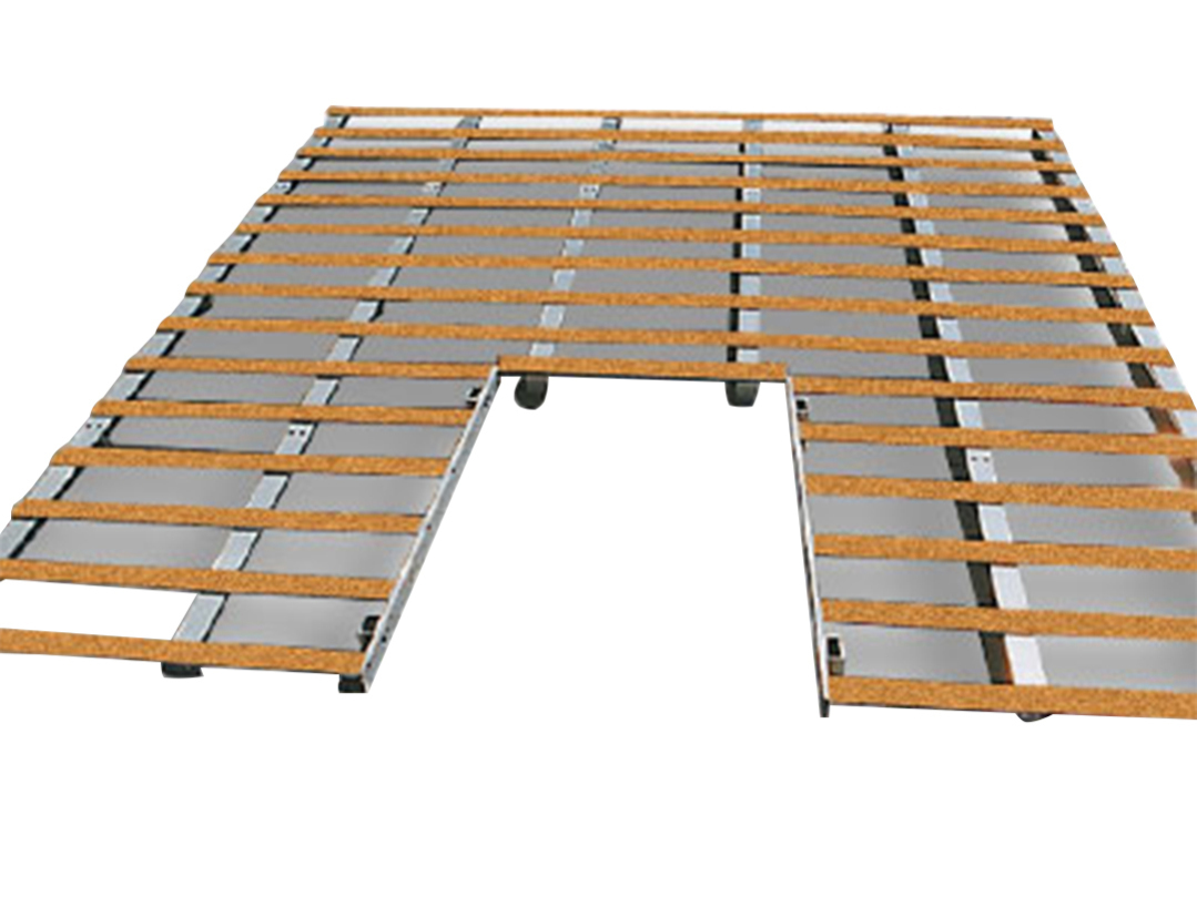 Lattice frame for pole vault cushions, made of wood & aluminum