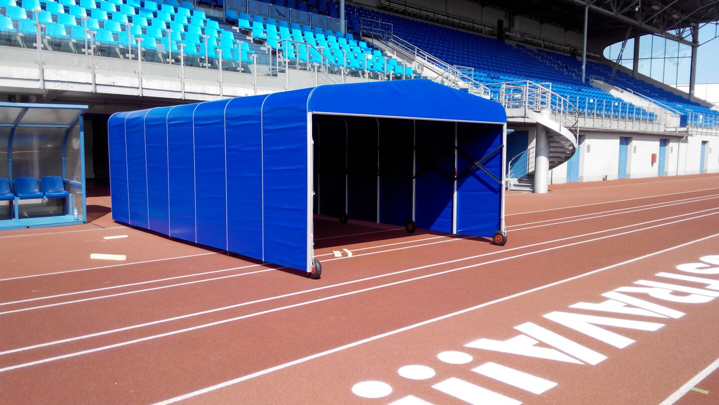 Foldable Player Tunnel