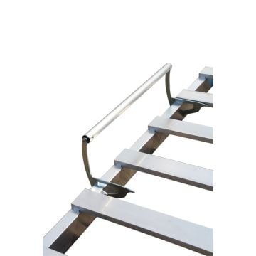 Bracket for aluminum slatted frame