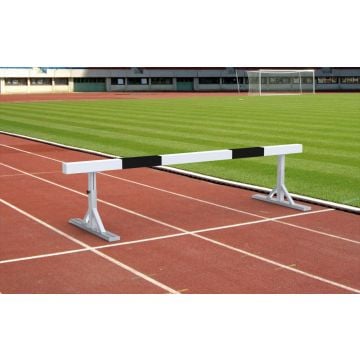 Set of obstacle hurdles