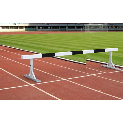 Set of obstacle hurdles