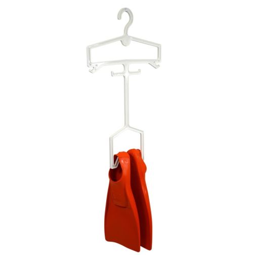 Pool Clothes Hanger