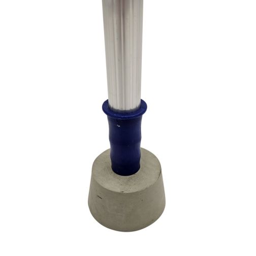Support bar for tennis divider nets