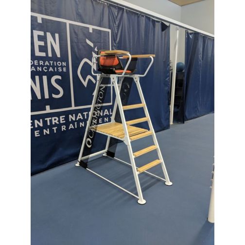 CARRINGTON® Umpire Chair TOURNAMENT