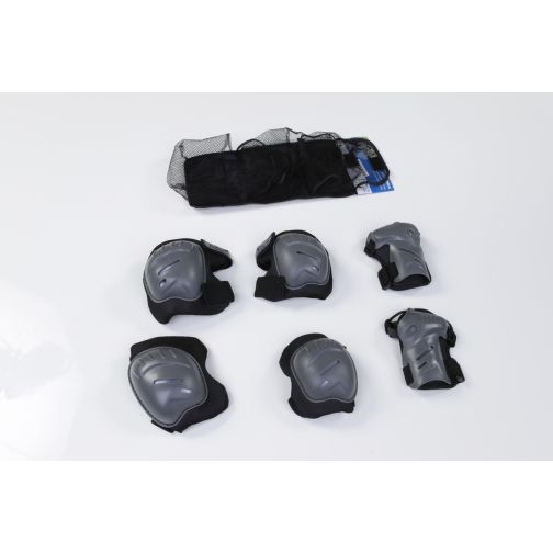 Protector set