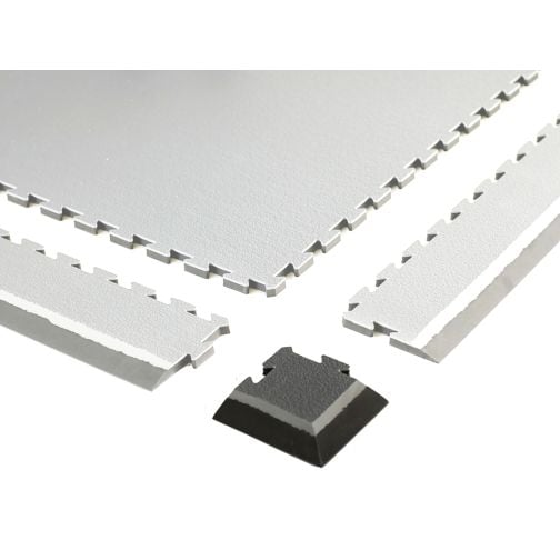 Corner for puzzle mats