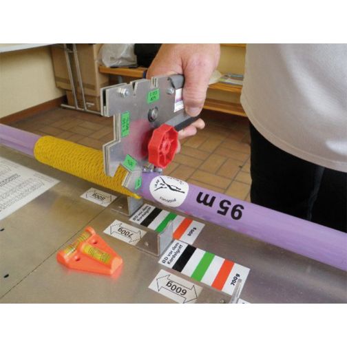 Spear measuring gauges