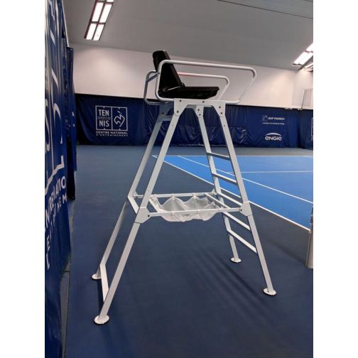CARRINGTON® Referee Chair