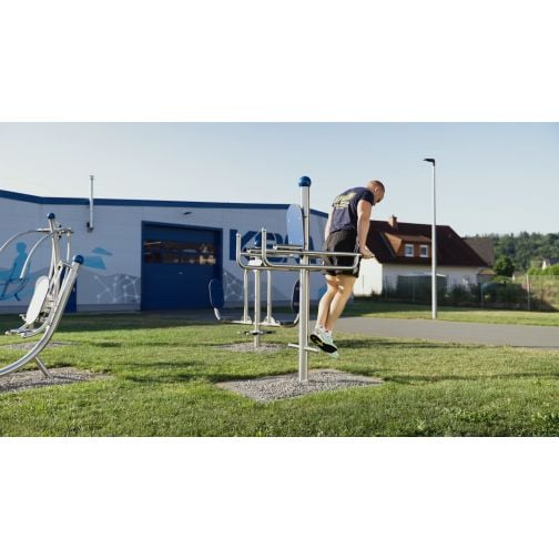Art Outside® Leg Lift & Dip Station