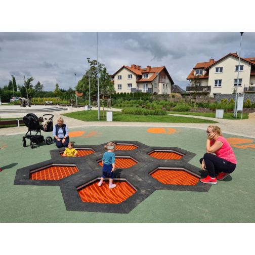 Inter-Play® Hexo 3 Trampoline