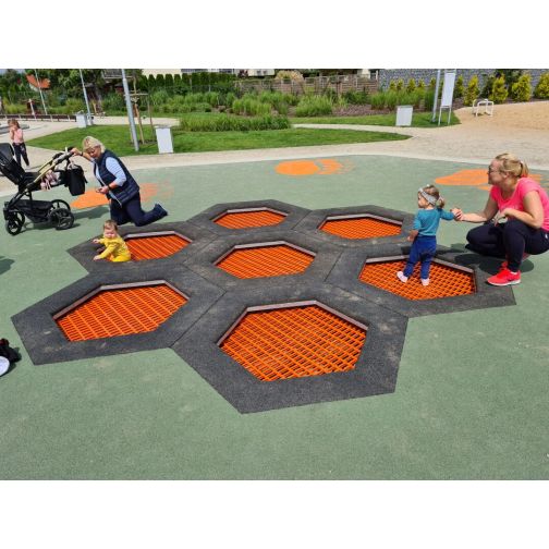Inter-Play® Hexo 7 Trampoline