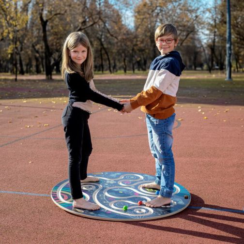 Erzi® Balancing Game Team Disc