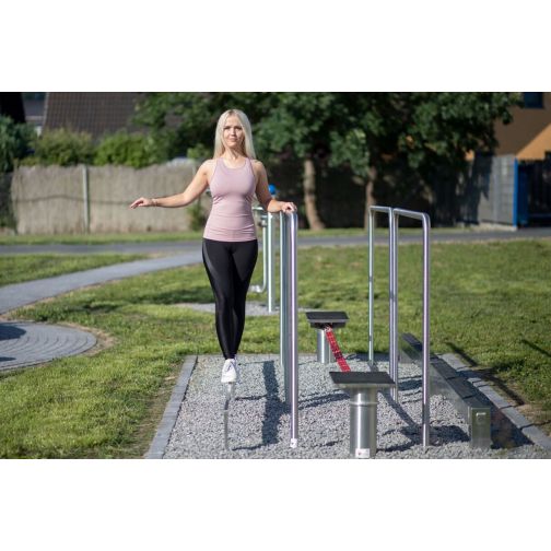 Art Outside® balance parkour