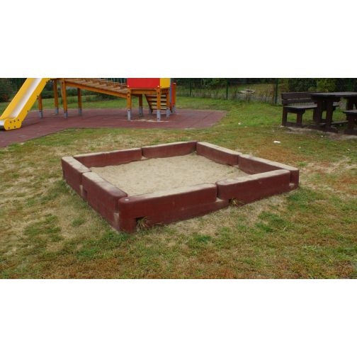 Sandpit edging