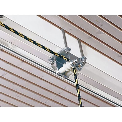 Support bracket for carrier tube