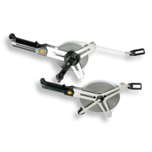 Steel tape measure with triangular aluminum frame