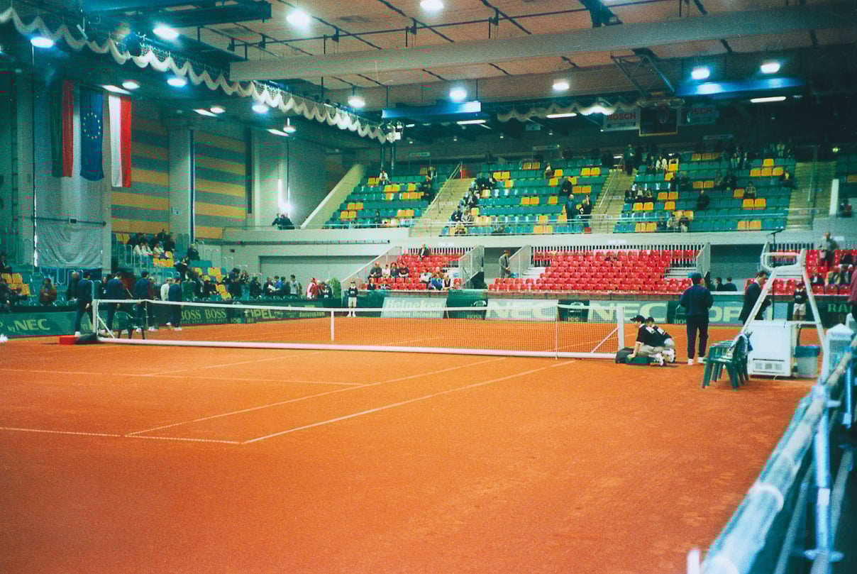 Freestanding Tennis Net System
